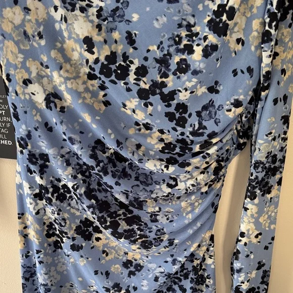 WHBM Elegant Off-The-Shoulder Bodycon Midi Dress with a sophisticated design. - Picture 11 of 15